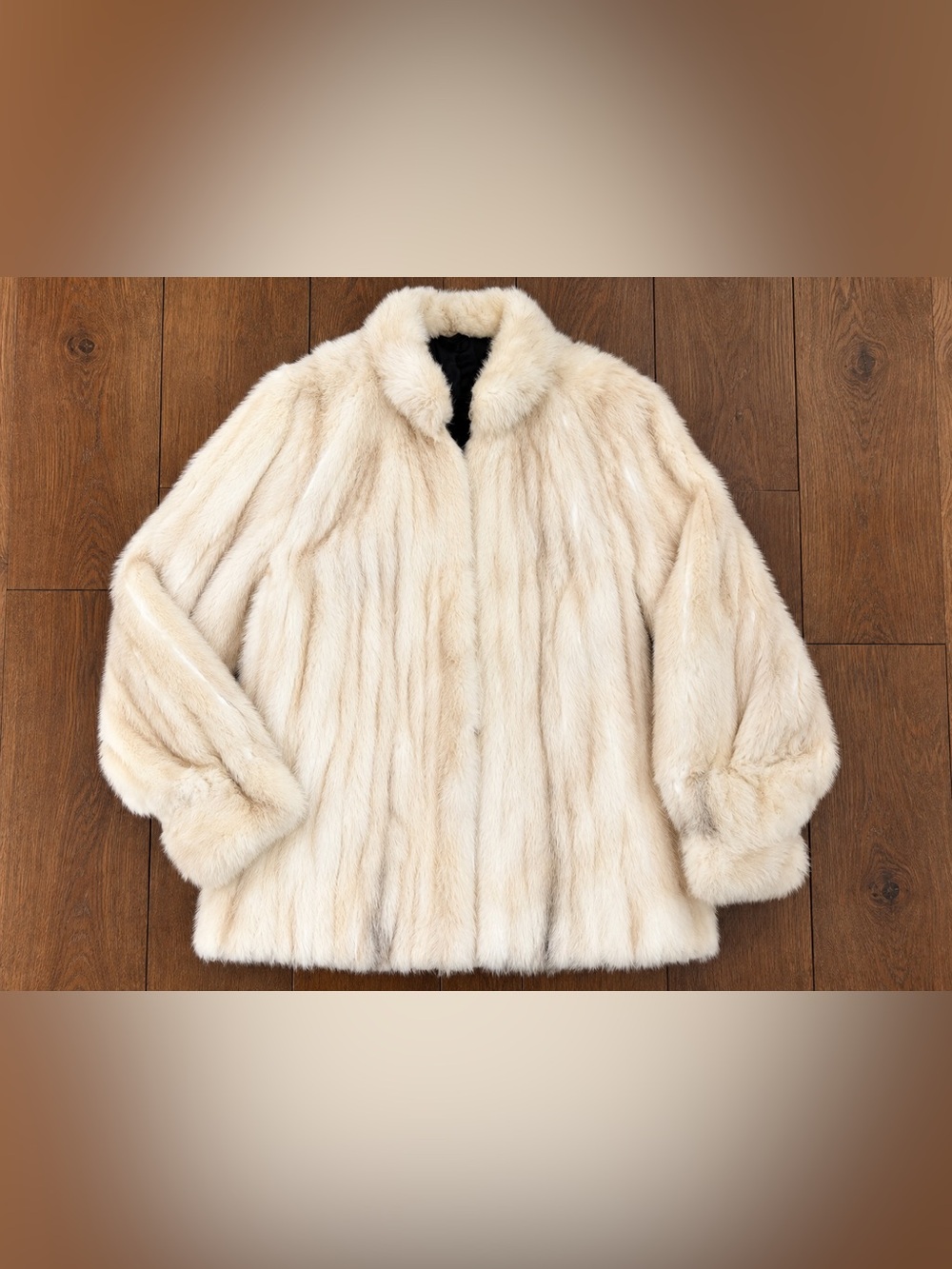 Leather Panelled Short Mink Fur Jacket in XS / S
